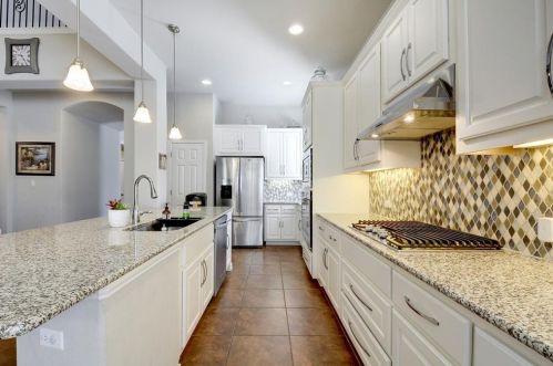 829 Catalina Ln, Austin TX  78737-4715 exterior