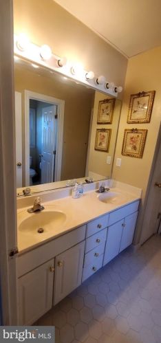 6399 True Ln, Springfield VA  22150-1024 exterior