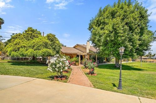 14448 Oakley Dr, Riverside, CA 92503-7213
