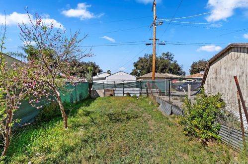 4123 Dwight Ave, Riverside CA  92507-5255 exterior