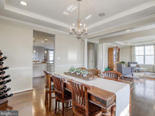 395 Lord Fairfax St, Charles Town WV 25414-2529 exterior