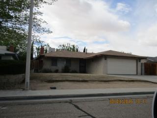 1255 Erwin St, Ridgecrest, CA 93555-2396