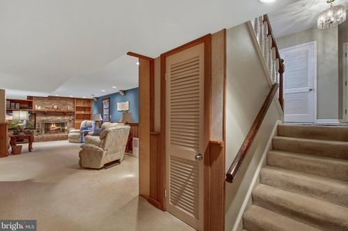 176 Berrywood Dr, Severna Park MD 21146-2033 exterior