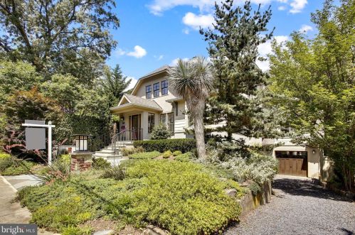 3223 1st St, Arlington, VA 22201-1034