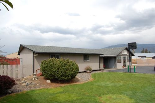1792 Houston Rd, Medford OR  97535-9717 exterior