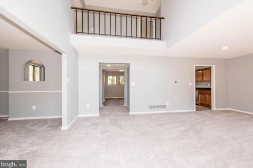 5612 Thicket Ln, Columbia MD  21044-2527 exterior