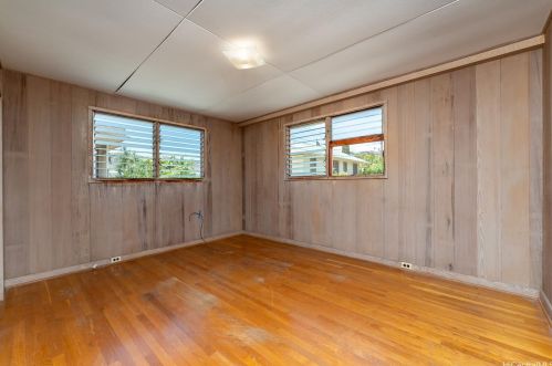 745 18 Ave, Honolulu HI  96816-4112 exterior