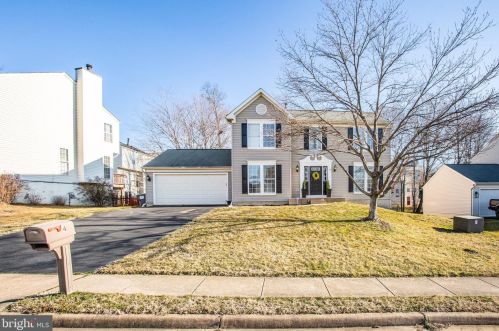 4 Zinc Dr, Fredericksburg, VA 22406-7225