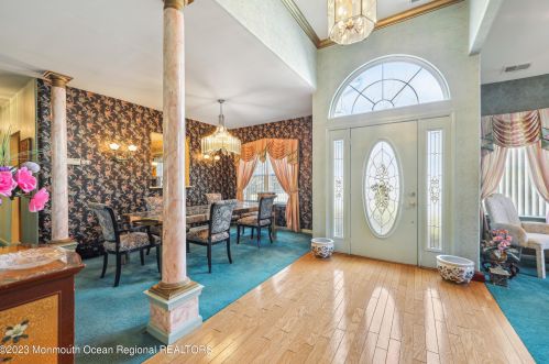 11 Edgeworth Cir, Lakehurst, NJ 08759-6074