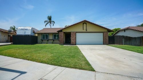 2852 Capricorn Cir, Riverside, CA 92503-6028