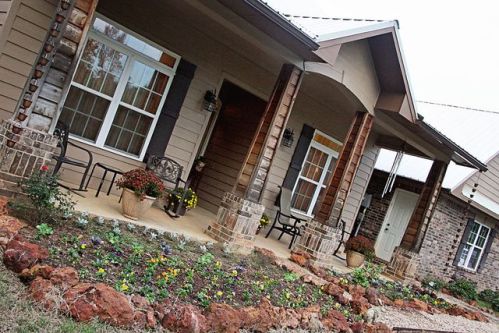 1008 May Dr, Springdale, TX 75572-9509