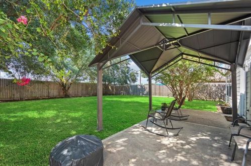 22941 Antiqua Estates Ct, Conroe, TX 77385-8126