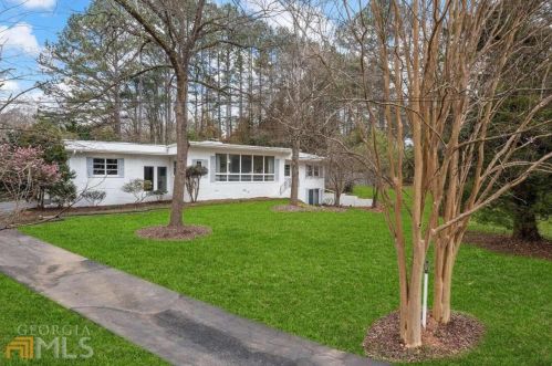 2565 Jewell Dr, Marietta, GA 30066-5419