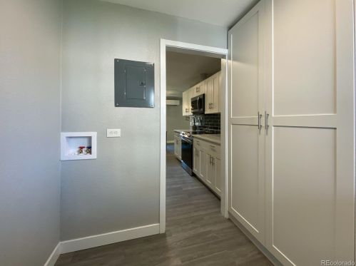 3106 Acoma St, Englewood CO 80110-2411 exterior