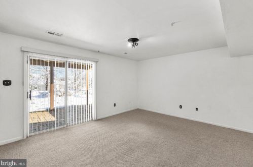 6100 Cliffside Trl, Columbia MD 21045-7412 exterior