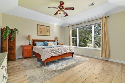 7036 Auckland Dr, Austin TX  78749-4139 exterior