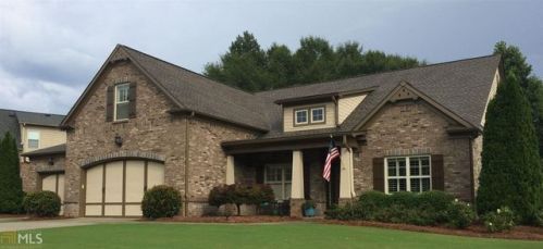 284 Bakers Farm Cir, Braselton, GA 30517-2592