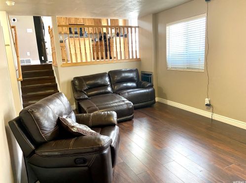 492 Quincy Ave, Ogden UT  84401-1829 exterior