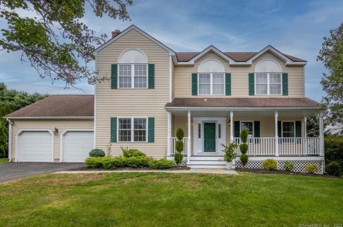 11 Doherty Dr, Wallingford, CT 06492-2689