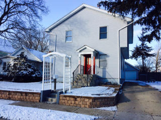 837 Prairie St, Aurora IL  60506-5417 exterior