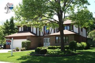 4298 White Birch Dr, Lisle, IL 60532-1254