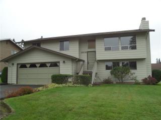3606 Taylor Ave, Bellingham, WA 98229-2957