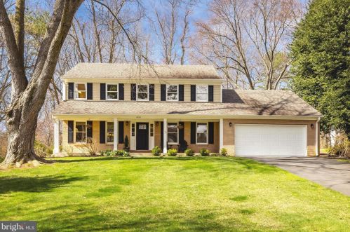 1958 Weybridge Ln, Herndon, VA 20191-3622