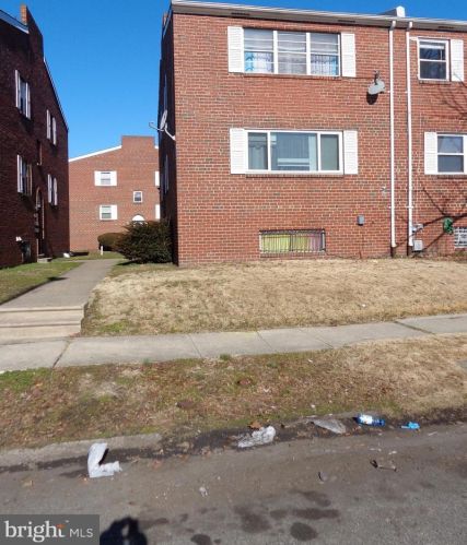 7031 Lindbergh Blvd, Philadelphia, PA 19153-3007
