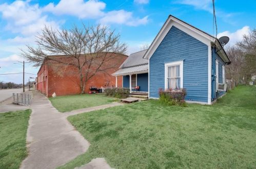 203 Main St, Springhill, TX 76639-3374