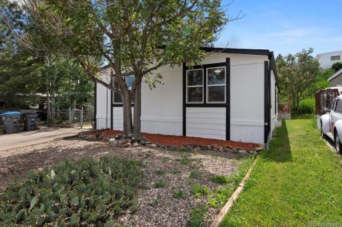 210 Pinto St, Lakewood, CO 80401