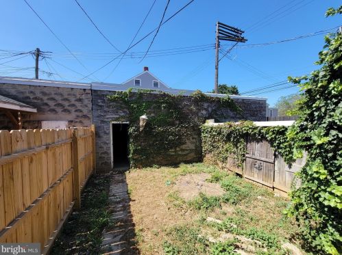 22 Belvidere Ave, York PA 17401-3302 exterior