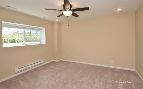 1108 Alta Vista Dr, Pingree Grove IL  60140-2058 exterior