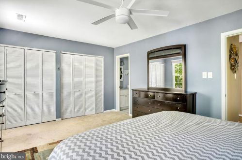 10383 Green Holly Ter, Silver Spring MD 20902-5803 exterior