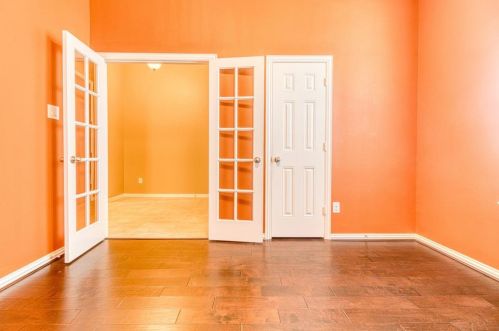 302 Round Lake Dr, Richmond TX 77469-1778 exterior