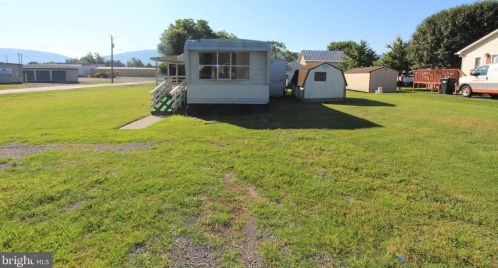 133 Stonewall St, New Market, VA 22844-9607
