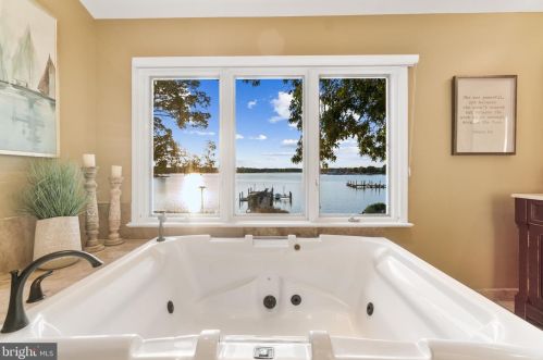 1258 River Rd, Shady Side MD 20764-9694 exterior