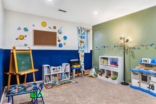 4874 Hamlet Ave, Saint Paul MN  55128-2657 exterior