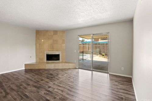 3361 Norfolk Dr, Riverside CA  92503-5146 exterior