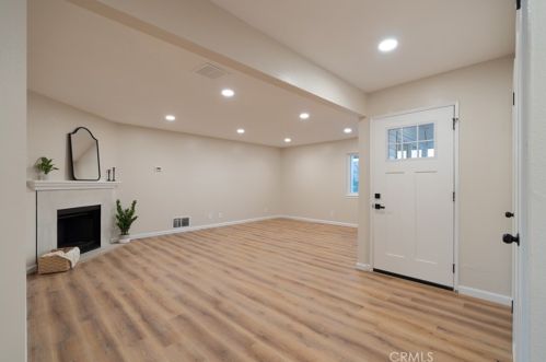 22218 Highline Rd, Tehachapi, CA 93561-7627