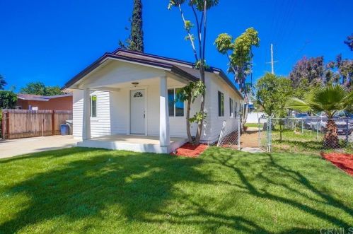 502 11th Ave, Escondido, CA 92025-4718
