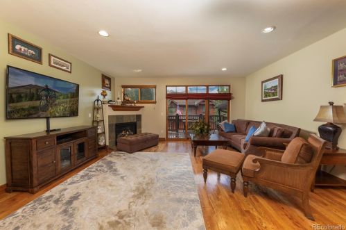 48 Chestnut Ln, Breckenridge, CO 80424-8946