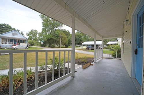 1595 Elm St, Conyers GA  30012-3715 exterior