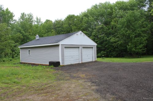 83 Bryant Rd, Turner, ME 04282-3931