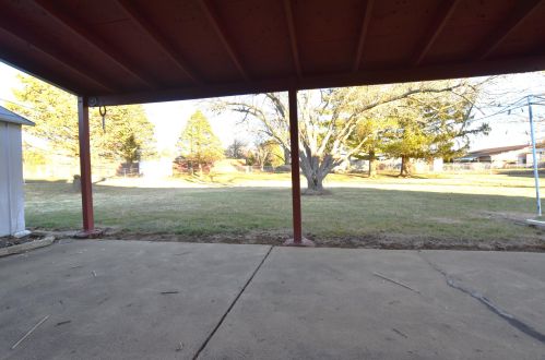 720 Xenia Dr, Enon OH 45323-1761 exterior