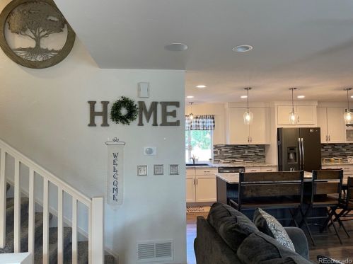 2642 Sable Way, Aurora CO  80014-2404 exterior