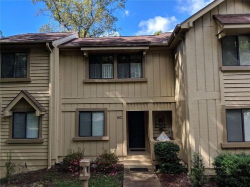 208 Harbor Cove Dr, Salem, SC 29676-4415