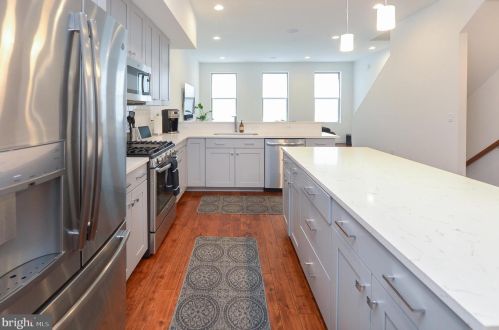 1431 5 St, Philadelphia PA 19147-0059 exterior