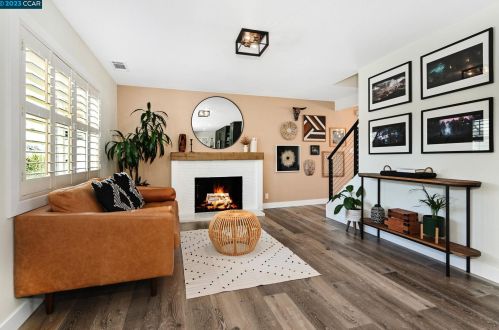 4163 Pickwick Dr, Concord CA  94521-2735 exterior