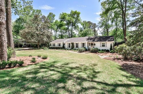 270 Hillside Dr, Atlanta GA  exterior
