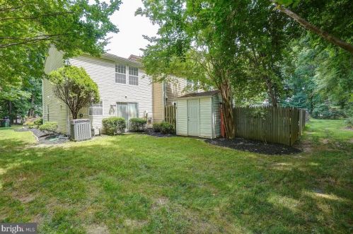 1101 Sandy Hollow Ct, Silver Spring MD 20905-6050 exterior